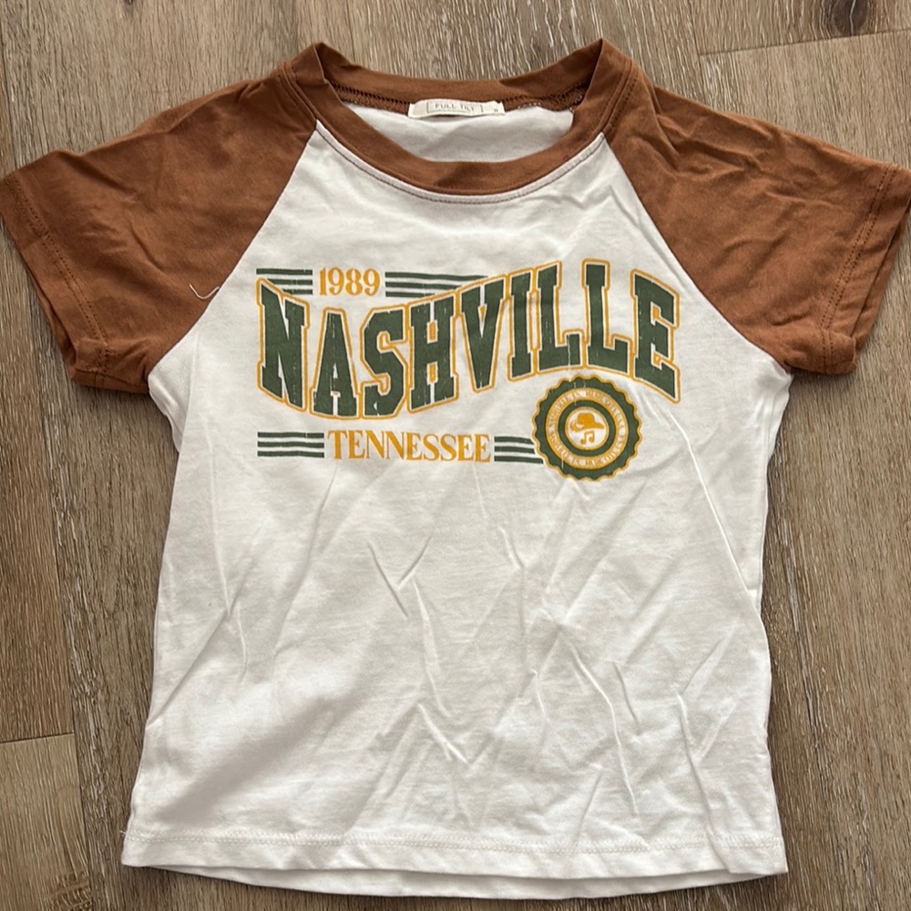 Nashville Kids Raglan T-Shirt - Brown and White size M